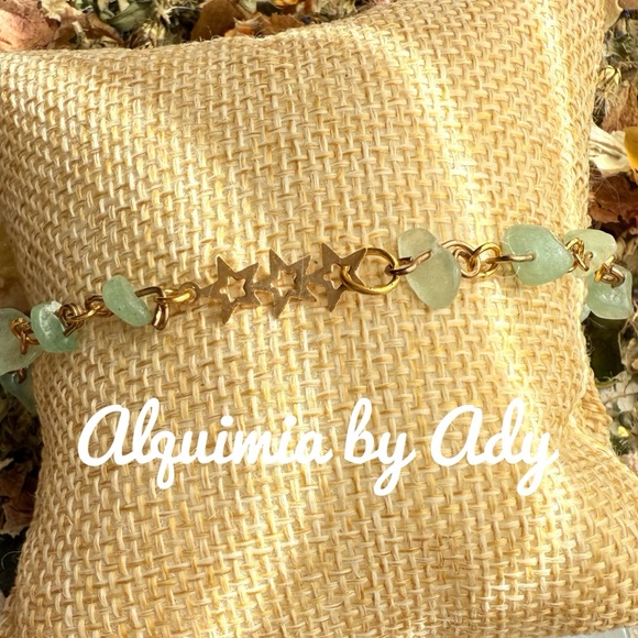 Aventurine gold star charms minimalist bracelet - Picture 2 of 6